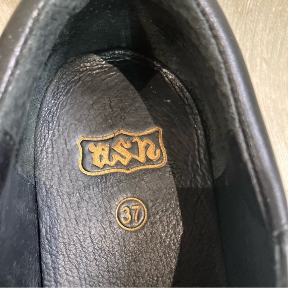 ASH Sz 37 Leather Studded Pointy Toe Slip On Rubber Sole Comfort Shoes Loafers - Picture 4 of 10